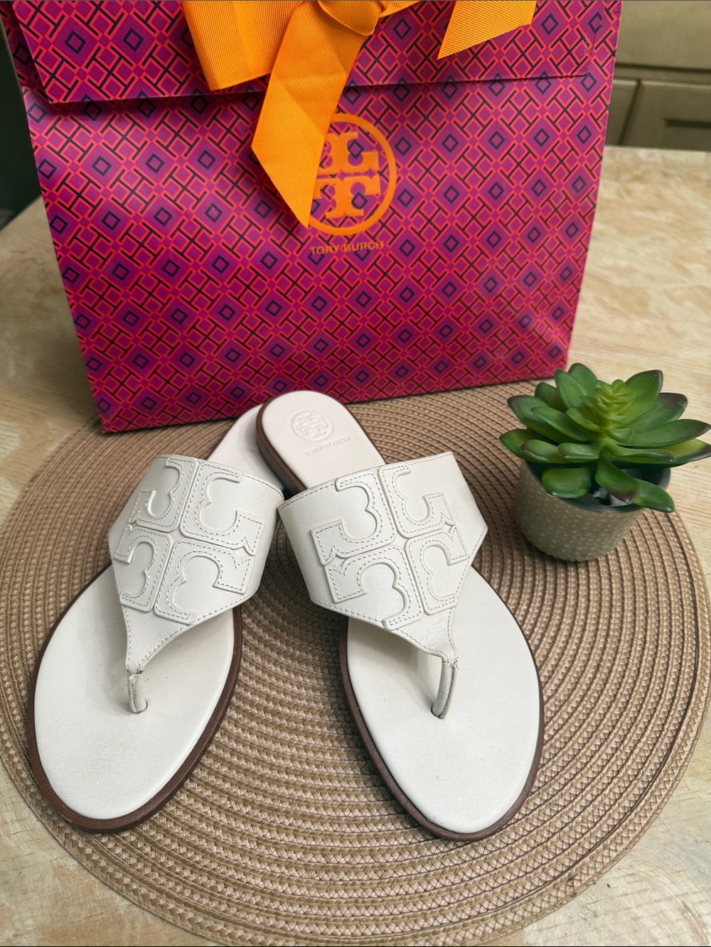 Tory Burch 🔥 Jamie Full logo flat  thong sandals